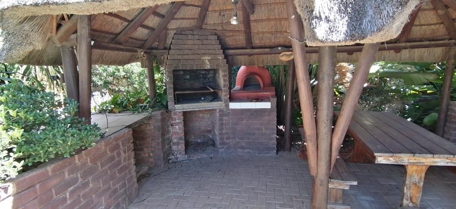4 Bedroom Property for Sale in Bothasrus Eastern Cape